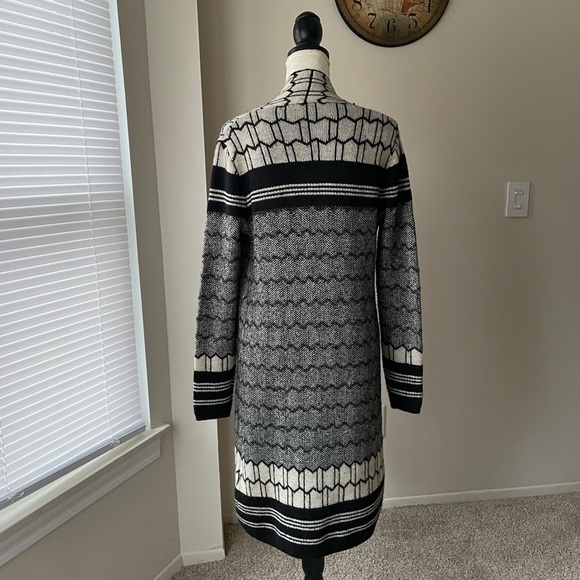 Max Sport Aztec Print Open front Cardigan Pockets Sz Small Classy Long Cardigan - Picture 4 of 8